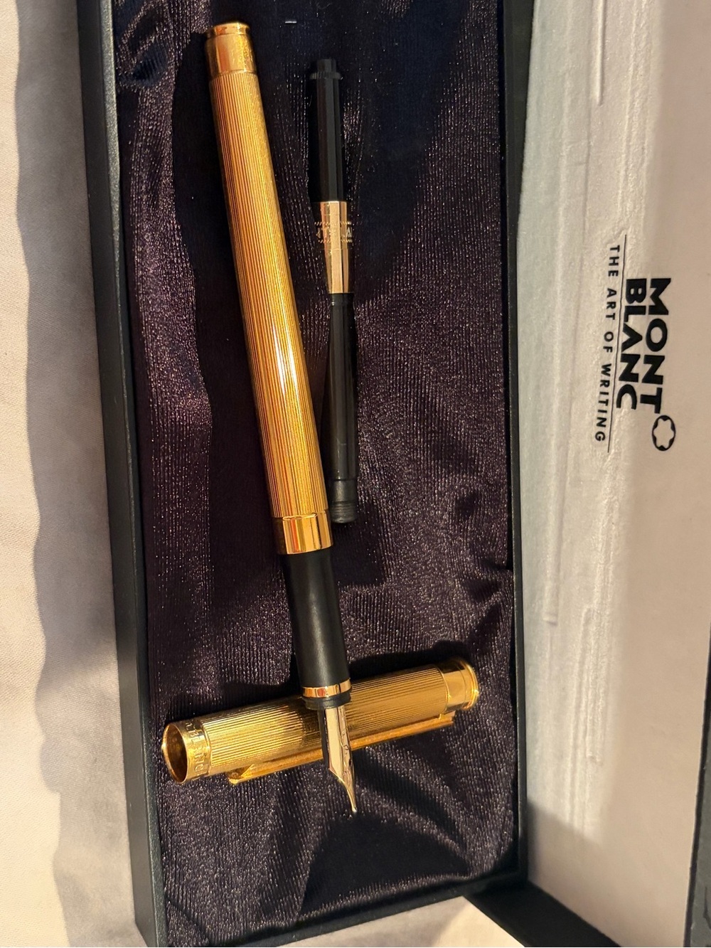 Montblanc Noblesse 18K Gold Nib Fountain Pen - Gold Striped, Box & 2 Converters - Picture 6 of 11